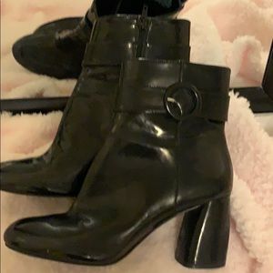 Black patent leather boots Nine West